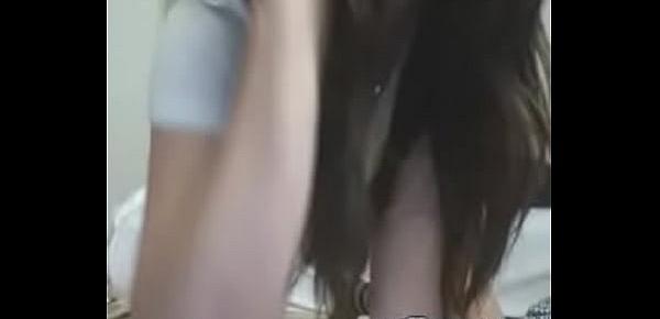 Hot Teen Fucks Her Asshole With Dildos and Figners Live on Cam